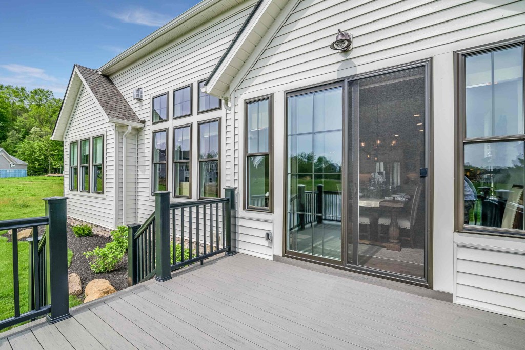 140 Series Classic Hung Aluminum Windows for American Homes