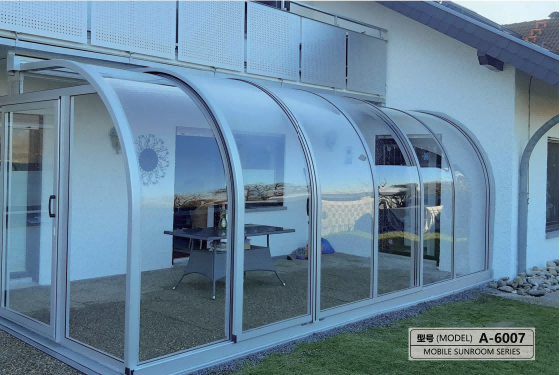 Lean-To Aluminum Sunroom for Residential Living Spaces